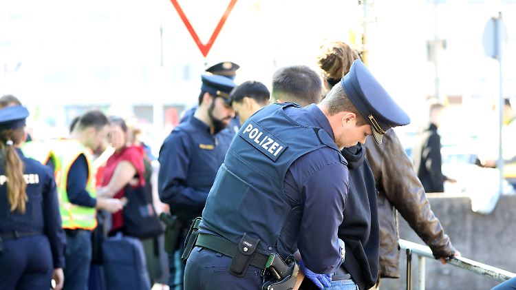 Die Beamten im Grenzbereich zu Österreich dürfen weiter anlasslos fahnden.
