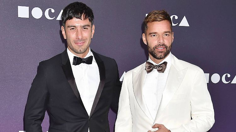 Ricky Martin (r.) und sein Ehemann Jwan Yosef werden wieder Eltern.