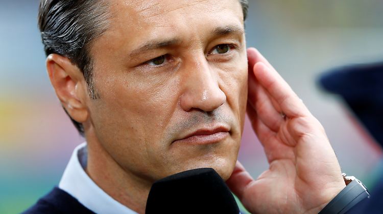 "Es ist nicht das erste Spiel, dass wir in der ersten Halbzeit von den Chancen her dominieren. Man muss auch mal mit zwei, drei Toren Unterschied in die Halbzeit gehen", ärgerte sich Kovac.