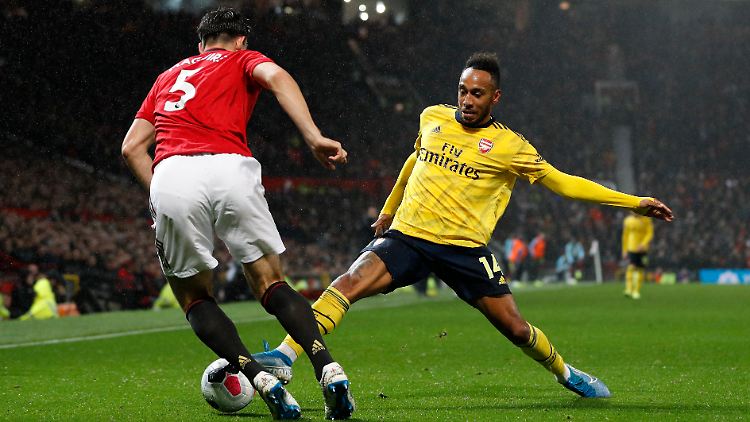 Aubameyang (re.) sicherte mit seinem Tor einen Punkt für Arsenal.