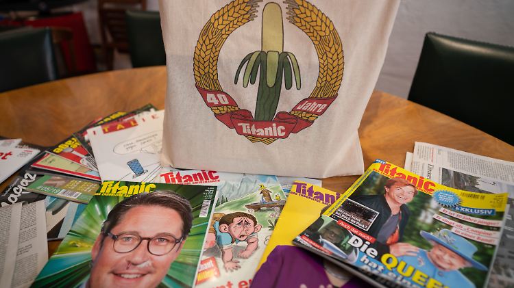 Satire unterm Ährenkranz mit Zonen-Gabys Banane in Gurkenschale: Die "Titanic" ist 40 geworden.