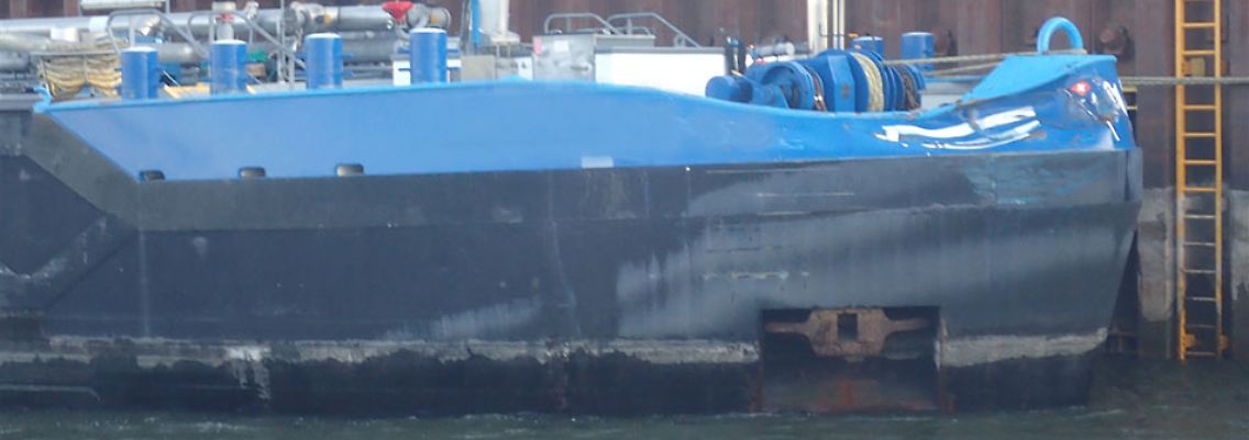 Beschädigter Tanker: Die Ursache für die Havarie war zunächst unklar.