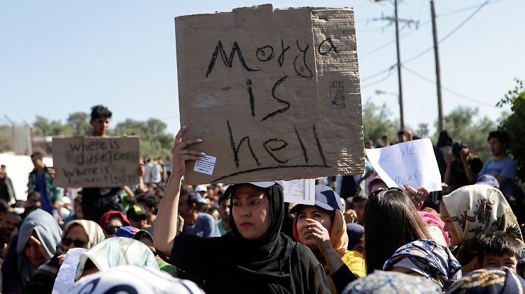 Immer mehr Flüchtlinge treffen auf den griechischen Ägäisinseln ein. Die Lage in den dortigen Lagern ist unhaltbar geworden. 