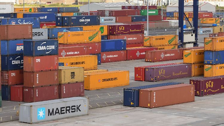Die deutsche Wirtschaft profitiert stark vom transatlantischen Handel. Die Strafzölle der USA auf EU-Produkte könnten sie daher hart treffen.