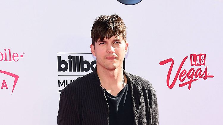 Ashton Kutcher setzte für eine Rolle seine Gesundheit aufs Spiel.