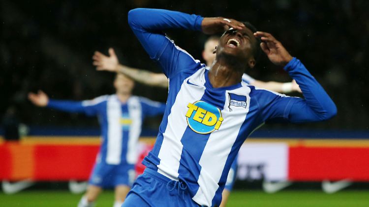 Javairo Dilrosun ist Herthas Glücksbringer: Der Stürmer traf im dritten Spiel hintereinander - dreimal gewannen die Berliner anschließend.