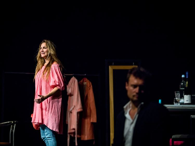 Emmi und Leo schreiben manchmal auch aneinander vorbei.