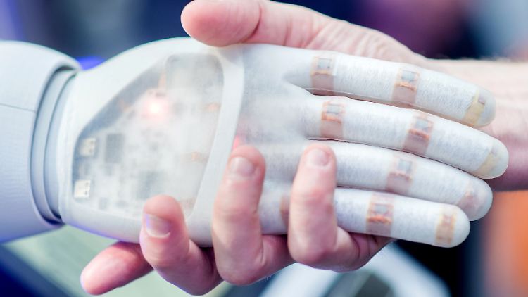 Gerade die deutsche Forschung im Bereich der Robotik habe echte Chancen, zum Global Player zu werden, sagt Gerlach.