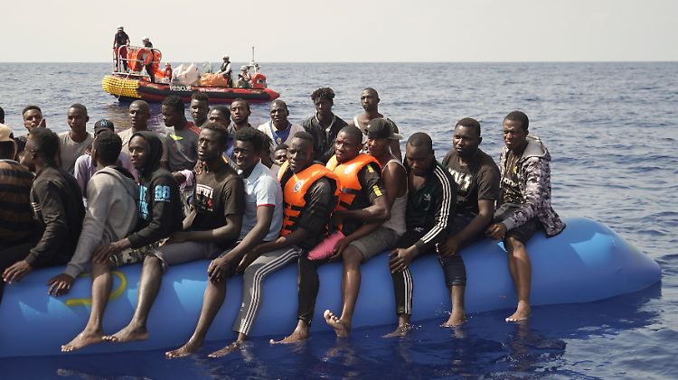 Flüchtlinge im Mittelmeer.