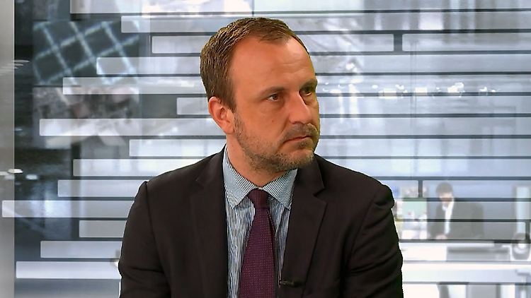 Terrorismusexperte Peter Neumann zu Truppenabzug aus Nordsyrien.jpg