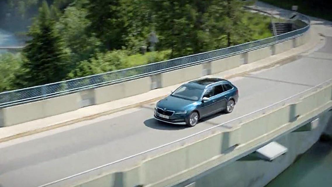 Skoda Superb Scout.JPG