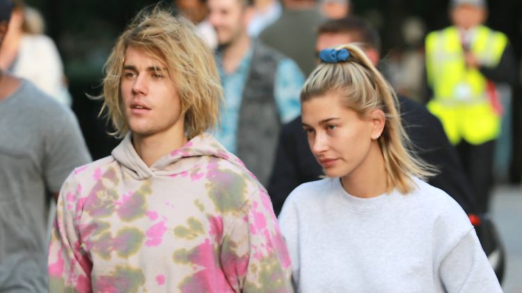 Wie lange wird es wohl noch dauern, bis die Biebers zu dritt sind?