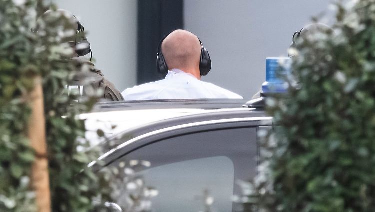 Der 27-jährige Stephan B. hat den Anschlag von Halle gestanden.