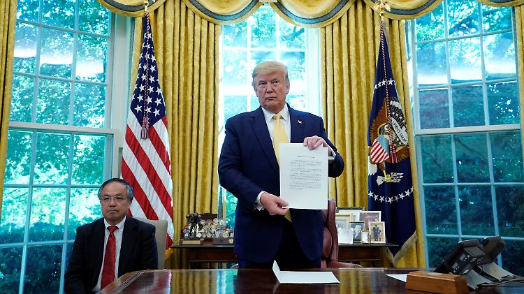 Nach der 13. Verhandlungsrunde verkündete US-Präsident Trump die Einigung auf ein Teilabkommen.