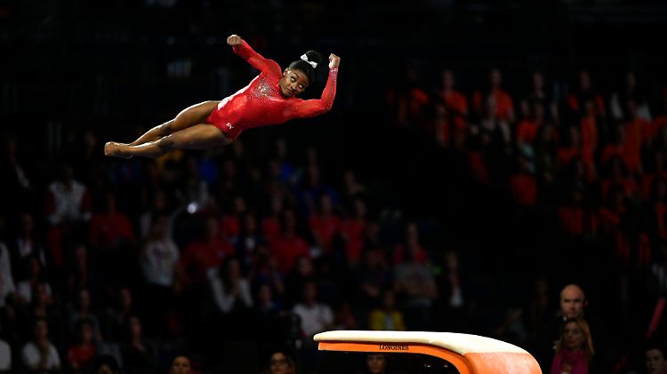Biles machte im Rahmen der #MeToo-Bewegung auf ihr Schicksal aufmerksam.