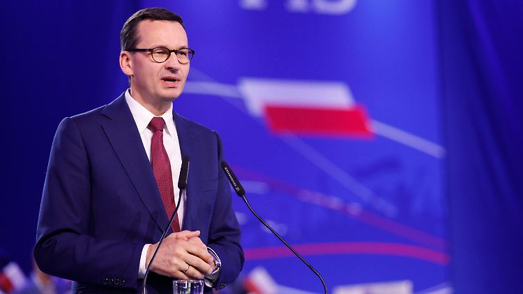 Ministerpräsident Mateusz Morawiecki ging als Spitzenkandidat der PiS ins Rennen der Parlamentswahl.