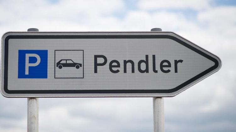 Ob Auto-, Bahn- oder Radpendler, die Pendlerzeit so kurzweilig wie möglich zu gestalten, hilft schon sehr beim Stressabbau.
