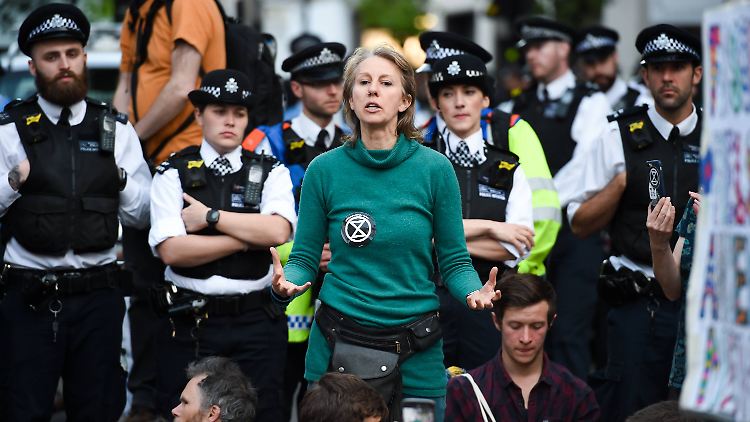 Führung ohne Anführer: Gail Bradbook bei einem XR-Protest in London im April 2019.