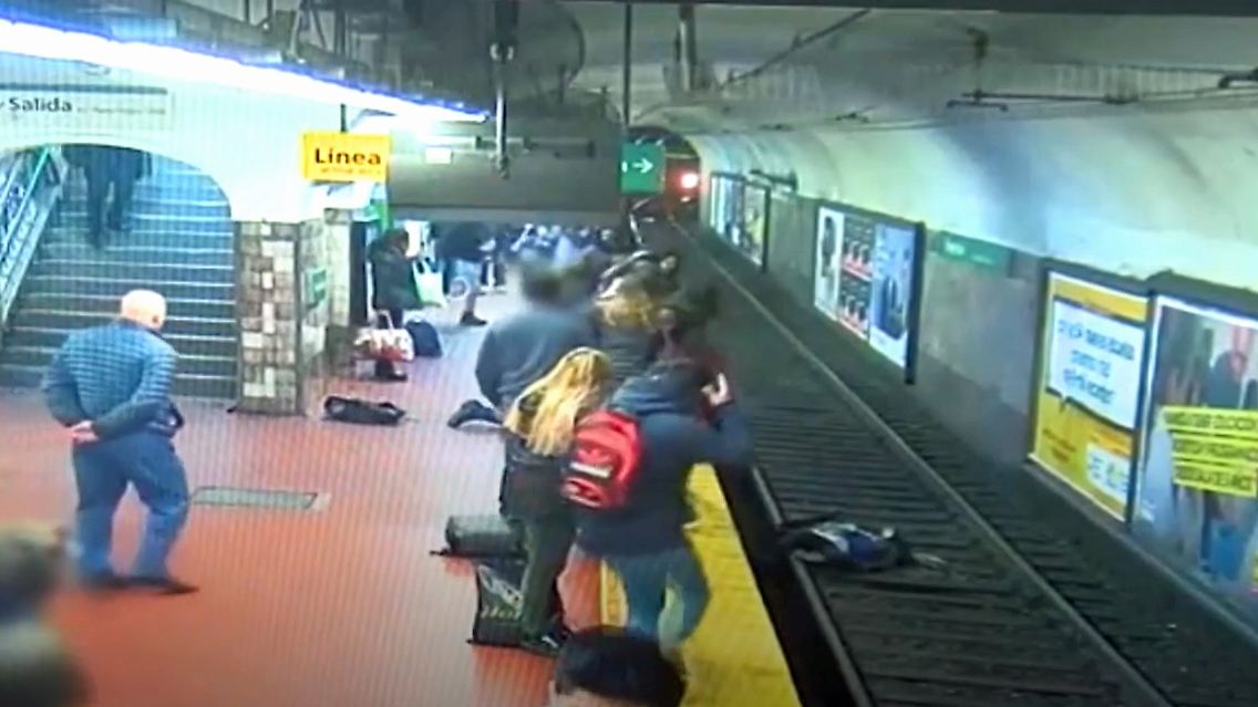 ubahn buenos aires.jpg