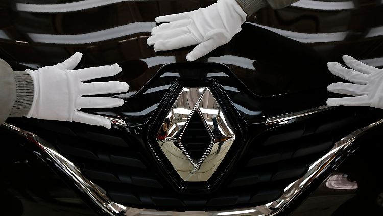Renault leidet unter anderem unter der schwierigeren Marktlage außerhalb Europas, geringen Fortschritten bei der Effizienzverbesserung und den Kosten im Zusammenhang mit Emissionsvorschriften.