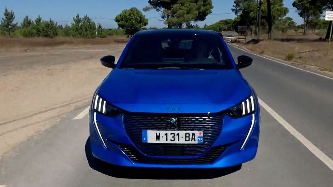 peugeot 208.jpg