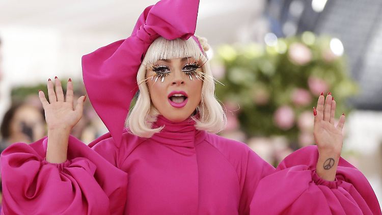 Musste sich nach der Show erst einmal erholen: Lady Gaga.