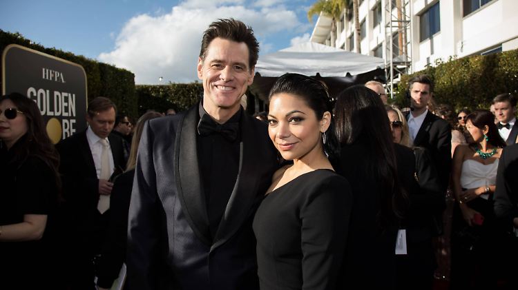 Zwischen Jim Carrey und Ginger Gonzaga ist es aus. 