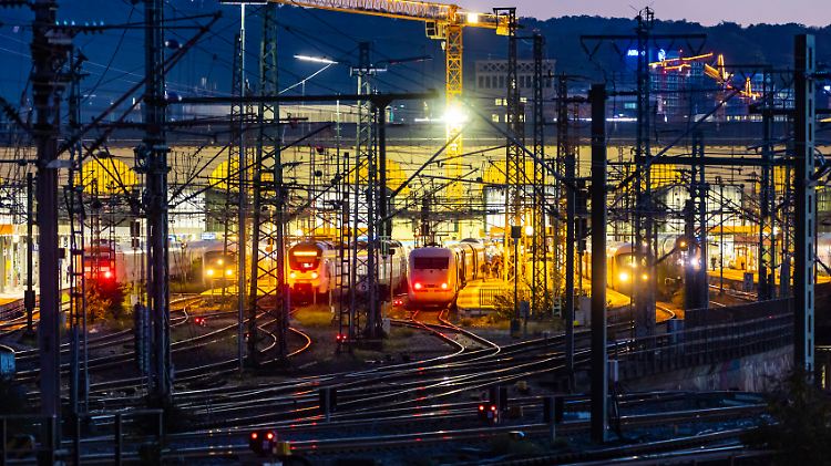 Für nahezu alle Bereiche soll die Bahn Verbesserungen vorschlagen.