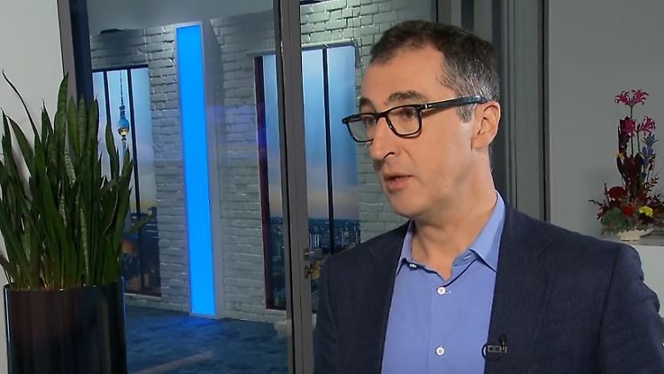 frühstart özdemir.jpg