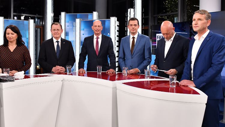 Die Spitzenkandidaten der Parteien stellen sich den Fragen von 90 Bürgern.