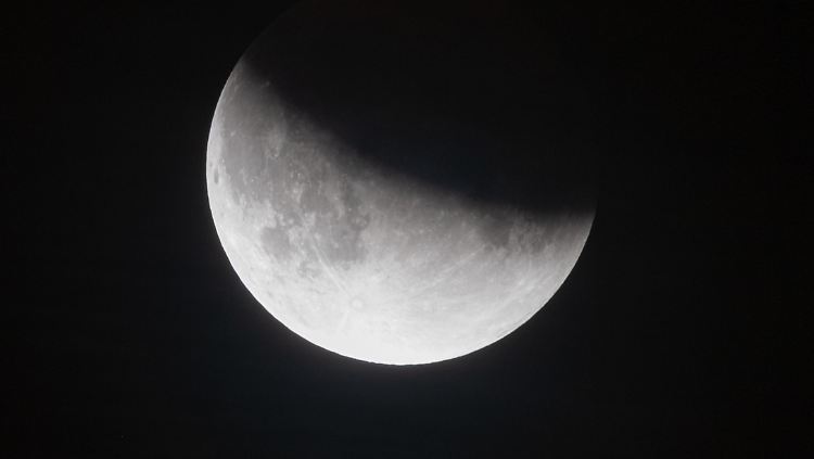 Menschlicher Sehnsuchtsort: der Mond.