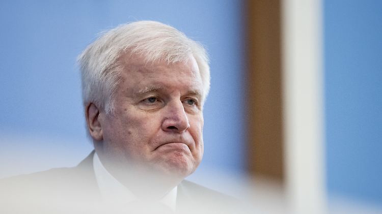 Der Bundesinnenminister warnte vor der Nutzung von Gaming-Plattformen durch Rechtsextremisten. 