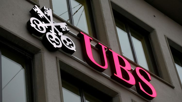 Die Schweizer UBS ist als "Festungsbank für Milliardäre" bekannt. Sie adressiert die reichsten Leute der Welt.