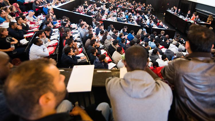 Ein Problem mit Meinungsvielfalt? Aula der Uni Hamburg.