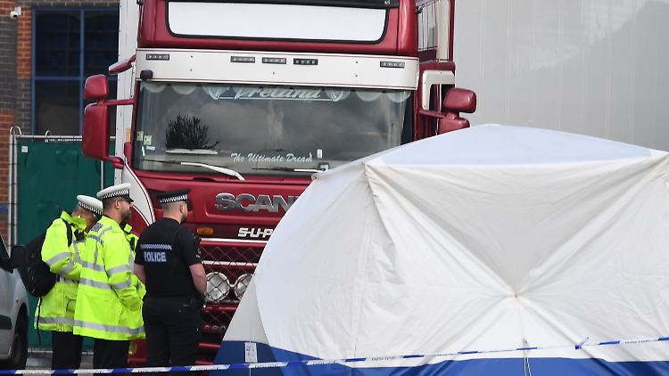 Der Fundort des Lkw in einem Industriegebiet wurde weiträumig abgesperrt.