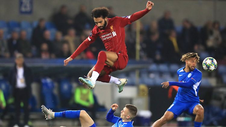 Obenauf: Mo Salah hat mit dem FC Liverpool in Genk einen seltenen Auswärtssieg eingefahren.
