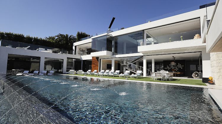 Ursprünglich sollte die Villa für 250 Millionen Dollar verkauft werden.