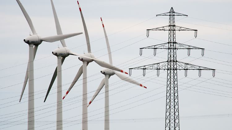 Im März erreichten erneuerbare Energien einen Anteil von 52 Prozent.