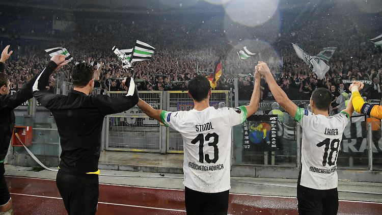 Auf den Jubel über das Remis folgte bei den Gladbach-Fans eine Reihe von Schikanen.