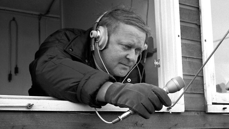"Wir haben England geschlagen. England, das Geburtsland solcher Giganten wie Lord Nelson, Lord Beaverbrook, Sir Winston Churchill, Sir Anthony Eden, Clement Attlee, Henry Cooper, Lady Diana - wir haben sie geschlagen." 
