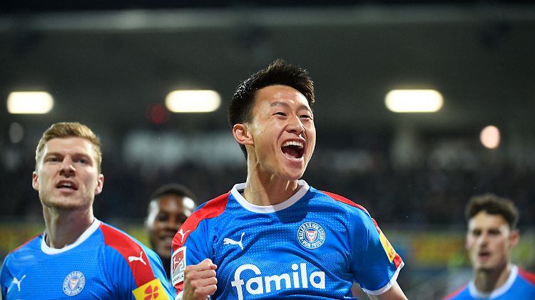 Traf zum zwischenzeitlichen 1:0 für Holstein Kiel: Jae Sung Lee.