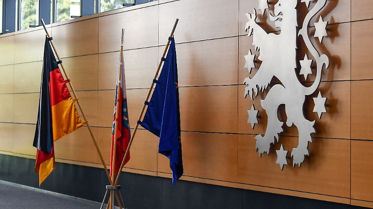Im Erfurter Landtag werden sich neue - bislang unbekannte - Machtverhältnisse bilden.
