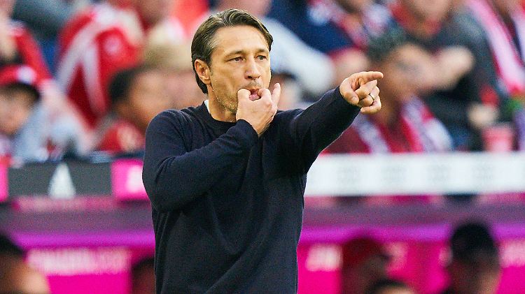 Hoffentlich haben die Spieler des FC Bayern ihrem Trainer zugehört, der fordert vor dem Pokalspiel in Bochum die richtige Einstellung.