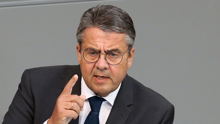 Gespräche über den VDA-Chefposten? "Die gab es nicht", sagt Gabriel.