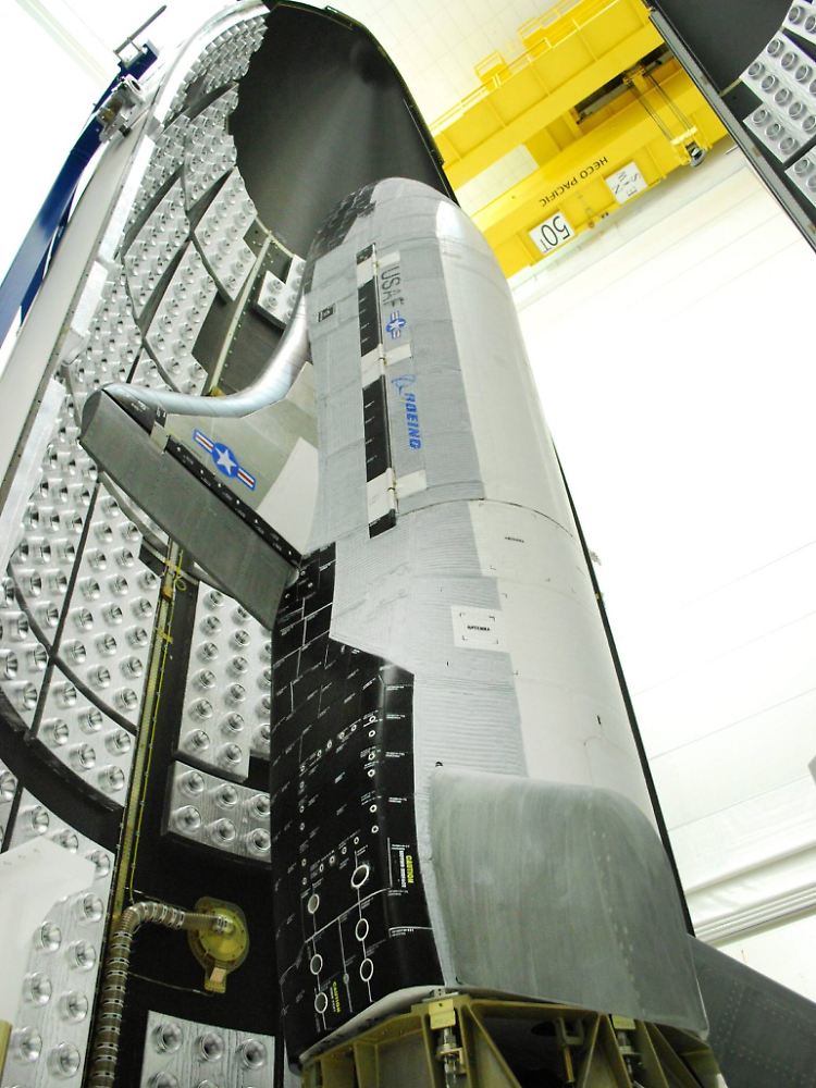 Die X-37B in der Nutzlast-Verkleidung einer Atlas-V-5-Rakete (Foto aus dem Jahr 2011).