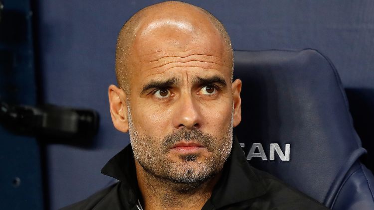 Guardiolas Manchester City hinkt in der Premier League Spitzenreiter Liverpool hinterher, im Ligapokal ist aber das Viertelfinale erreicht.