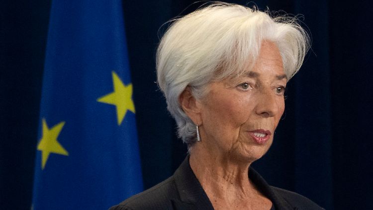 Länder mit Haushaltsüberschuss wie Deutschland sollten mehr investieren, findet Christine Lagarde.