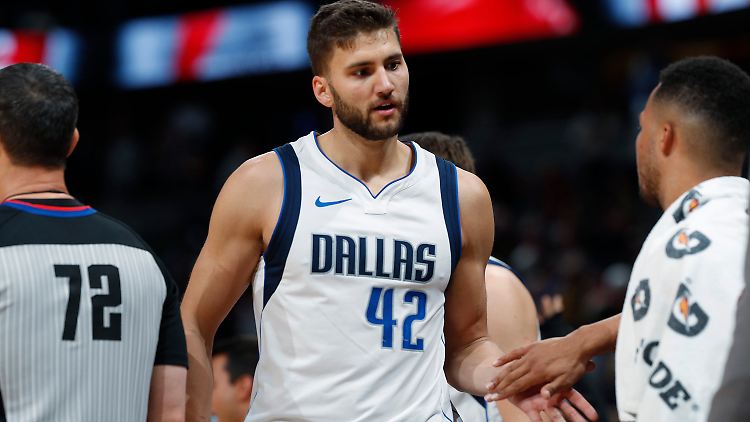 Der gebürtige Würzburger Kleber spielt seit 2017 für Dallas.