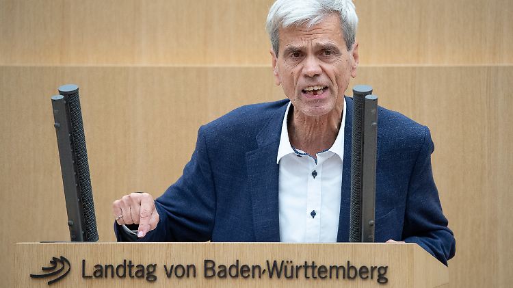 Die AfD arbeitet teilweise noch immer mit dem fraktionslosen Landtagsabgeordneten Gedeon zusammen.