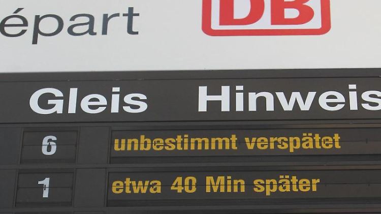 Bisher gilt: Ab einer Stunde Verspätung gibt es ein Viertel des Fahrpreises zurück, ab zwei Stunden die Hälfte.
